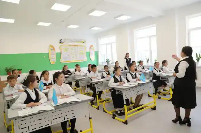 Проблема трехсменного обучения в Жамбылской области полностью решена (2)