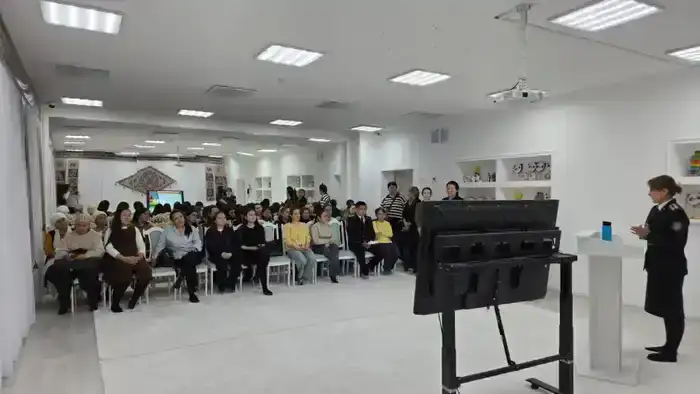 «Закон и порядок»: как распознать мошеннические схемы, рассказали родителям столичных дошколят (3)