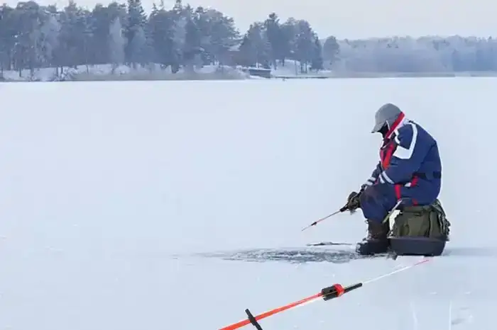 В ТУРКЕСТАНСКОЙ ОБЛАСТИ ПРОХОДИТ АКЦИЯ "ЛЕД", ПОСВЯЩЕННАЯ БЕЗОПАСНОСТИ НА ВОДОЕМАХ (3)