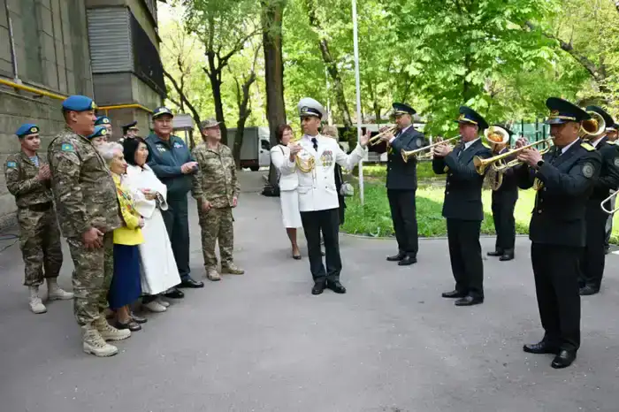 19 января – День офицера воспитательных структур (8)