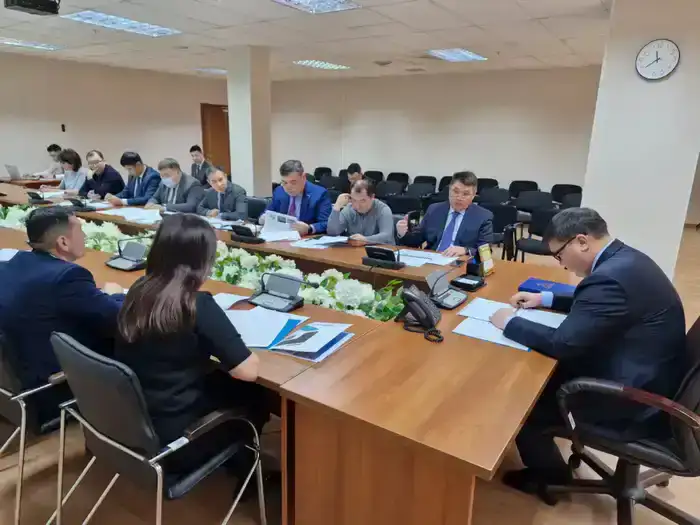 В Минтрансе обсудили планы КаздорНИИ и НЦКДА на 2023 год
