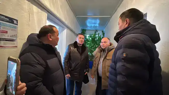 Аким ВКО в ходе рабочей поездки в Тарбагатайский район посетил медицинские учреждения (5)