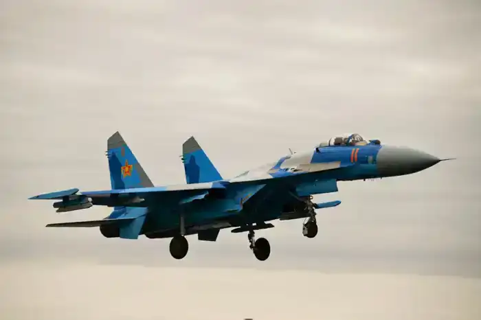 Учебные полеты военных летчиков достигли 12 тысяч часов налета в 2025 году