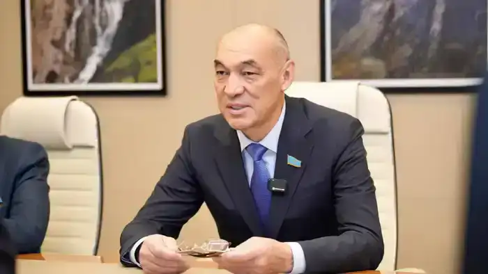 Аким ВКО обсудил с депутатами Мажилиса направления развития региона (3)