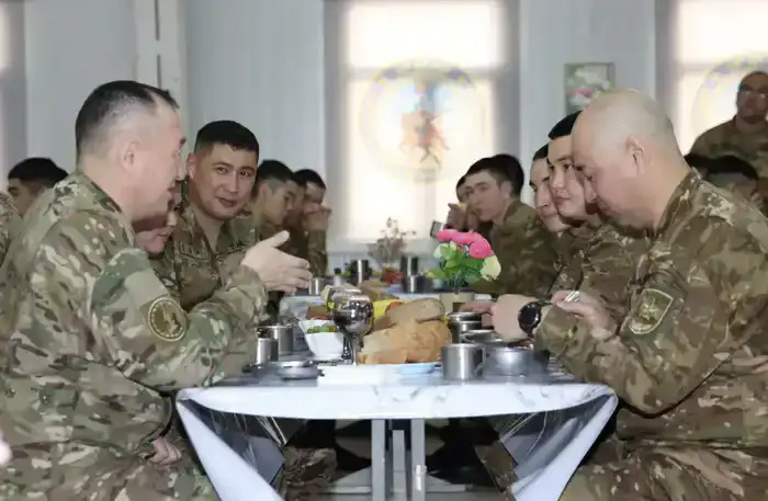 Инспекция военных объектов министром обороны в Кызылординской области