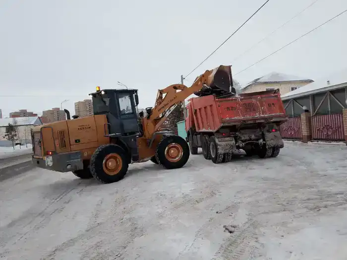 С начала зимнего сезона из Астаны вывезено около 2,8 млн кубометров снега (4)
