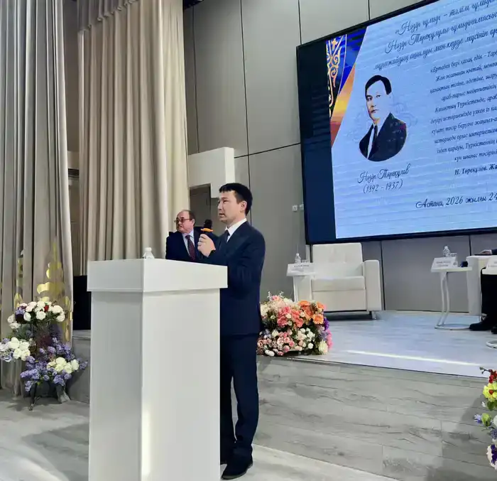 Астана увековечила память Назира Торекулова