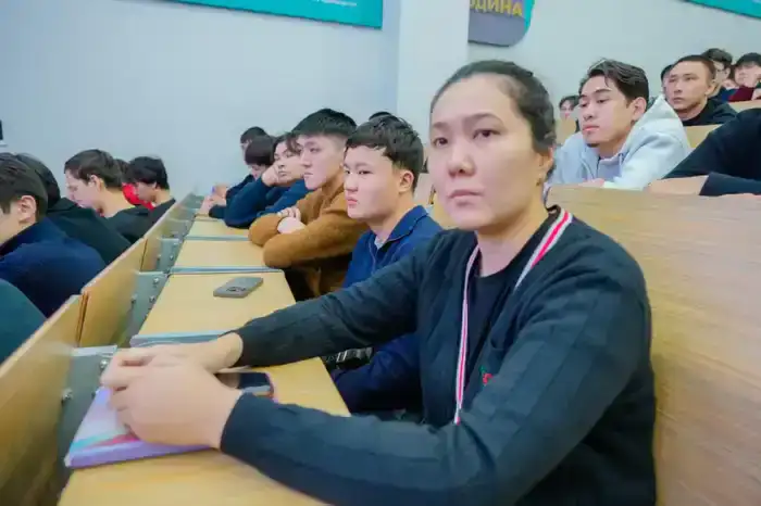 «Закон и порядок»: в Астане прошла выставка о вреде наркотиков для молодежи (5)