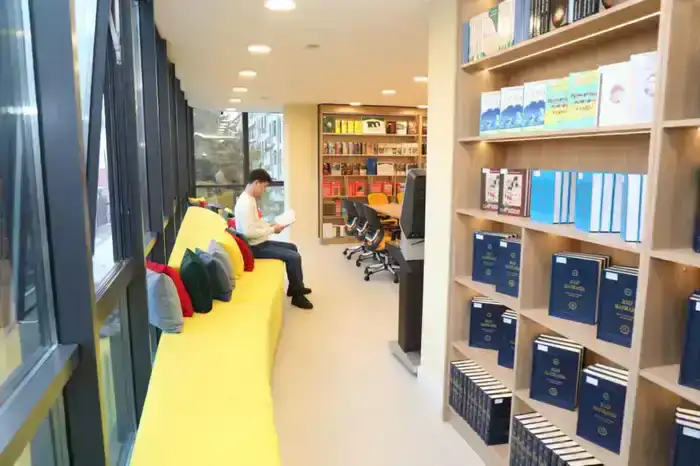 В Алматы открыта 31-я городская библиотека нового формата с современным книжным фондом