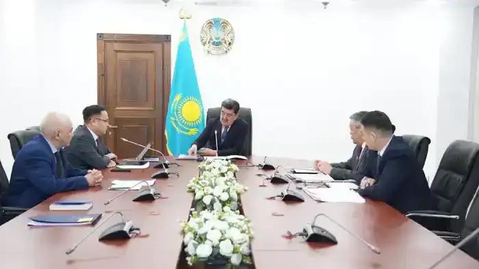 На дне Аральского моря стартовали лесомелиоративные работы