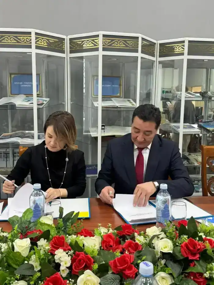 Архивные секреты Астаны: экскурсии с историей в руках