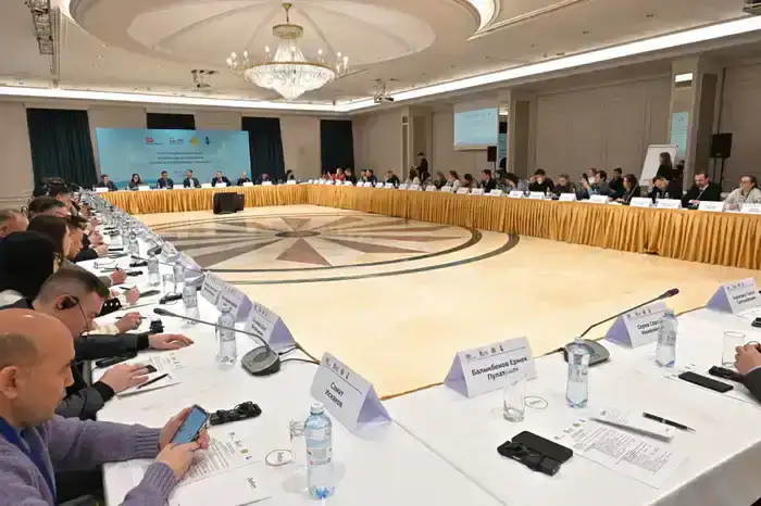 Представитель правозащитного института принял участие в обсуждении вопросов освещения религиозной тематики в СМИ (2)