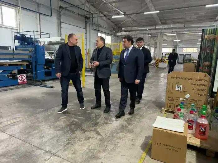 ЕРАЛЫ ТОГЖАНОВ ОЗНАКОМИЛСЯ С ИНДУСТРИАЛЬНЫМ ПОТЕНЦИАЛОМ ТУРКЕСТАНСКОЙ ОБЛАСТИ (2)