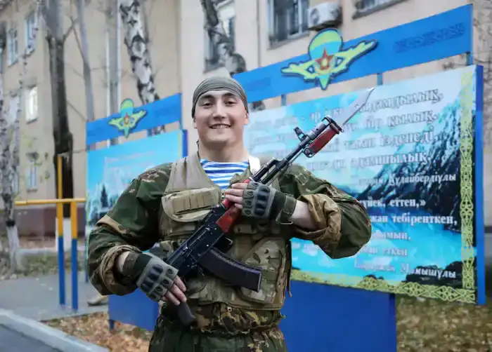 Десантник с черным поясом: история о мужестве и выборе (3)