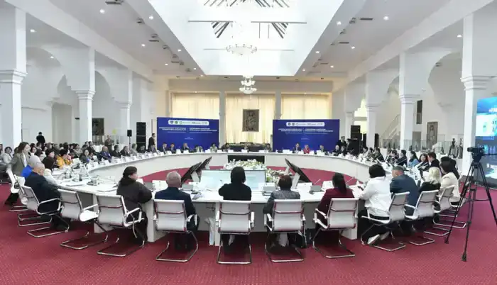 Рассмотрены вопросы повышения компетенций управленческих кадров (6)