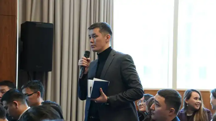 Консультационная встреча со слушателями 5-го потока Школы аналитики при Сенате Парламента Республики Казахстан (7)