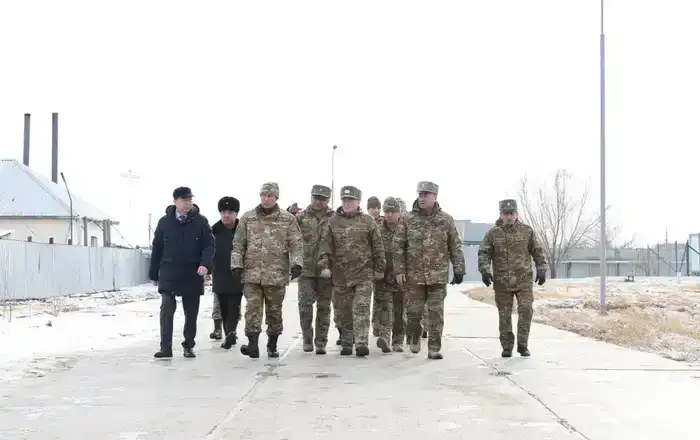 Министр обороны проинспектировал военные объекты в Кызылординской области (5)