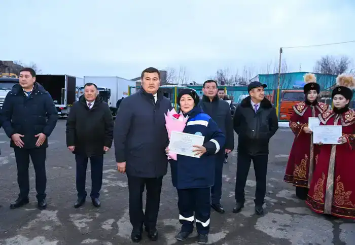 Глава региона поздравил работников коммунальной сферы (9)