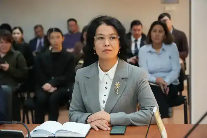 Сотрудники министерств освоили основы финансовой грамотности на лекции