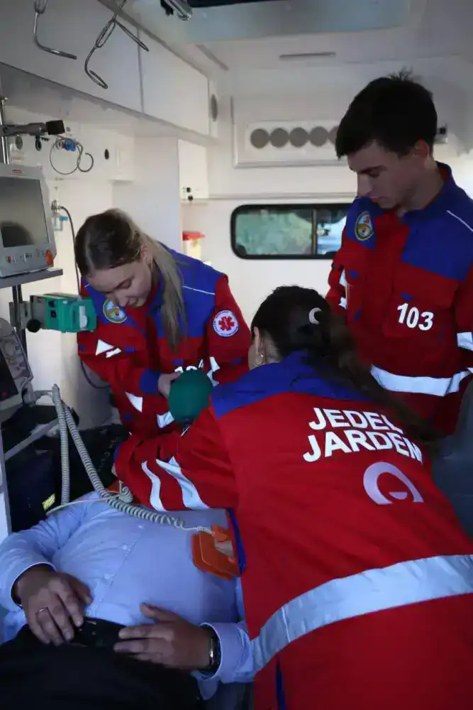 Рост успешной реанимации на 8,2% в Казахстане: влияние на систему скорой помощи и здоровье населения