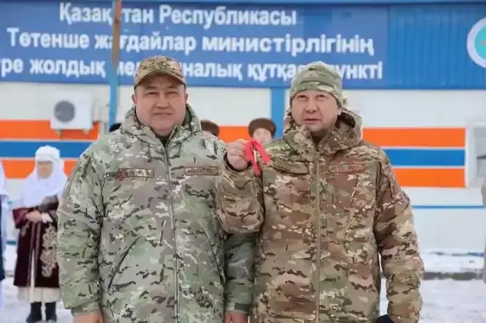 В Шетском районе впервые появился реанимобиль для помощи на трассах (3)