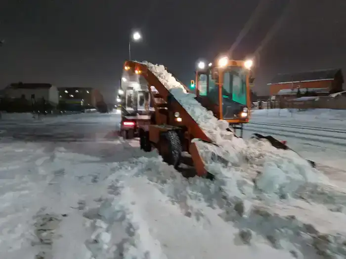 Астана mobilизует 1,6 тысячи единиц спецтехники для борьбы с последствиями снегопада