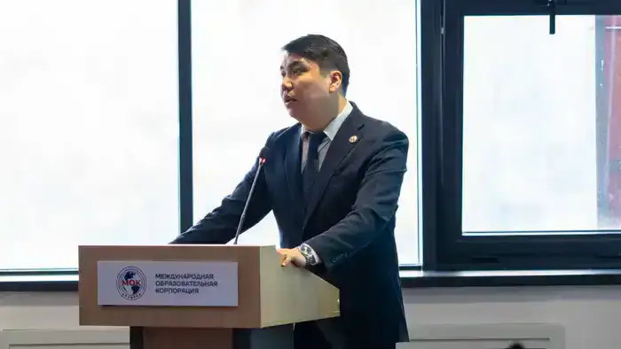 В Алматы зажгли искры научного прогресса: молодые умы обсуждают будущее науки