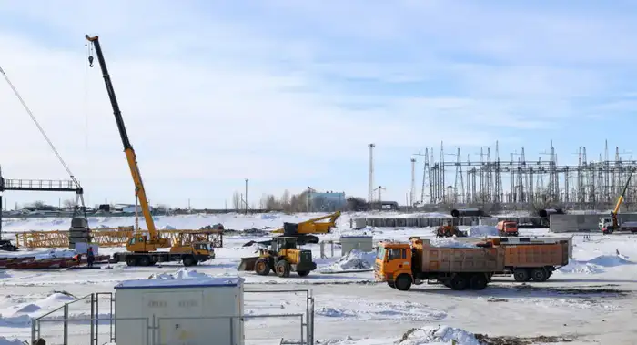 Олжас Бектенов проверил реализацию поручений Президента по укреплению энергобезопасности и развитию угольной генерации в Павлодарской области (2)