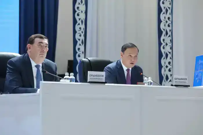 Ербол Карашукеев встретился с жителями Тараза (10)