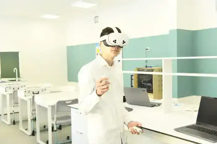 Воспитание, знания и искусственный интеллект: особое мероприятие прошло в столичной школе (9)