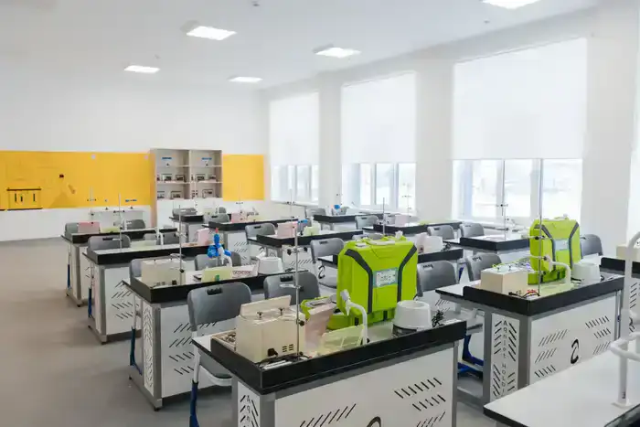 Открытие новых школ и медицинских объектов в Атырау