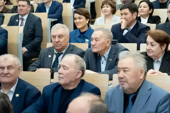 Именная Smart-аудитория Ивана Сауэра открылась в КАТИУ имени С. Сейфуллина (6)