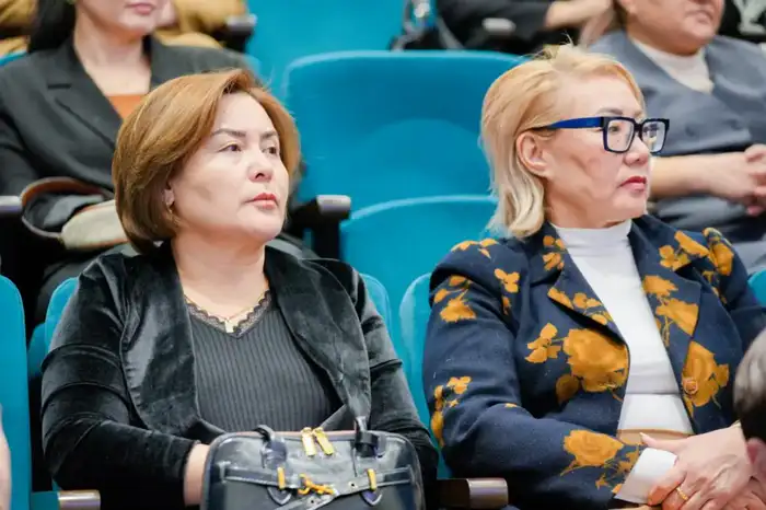 В Астане прошел городской форум «ADAL URPAQ: Закон. Порядок. Доверие» (5)