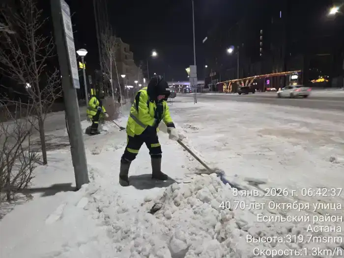 Снежная симфония: более 3 000 дорожных рабочих очищают Астану от зимнего покрова
