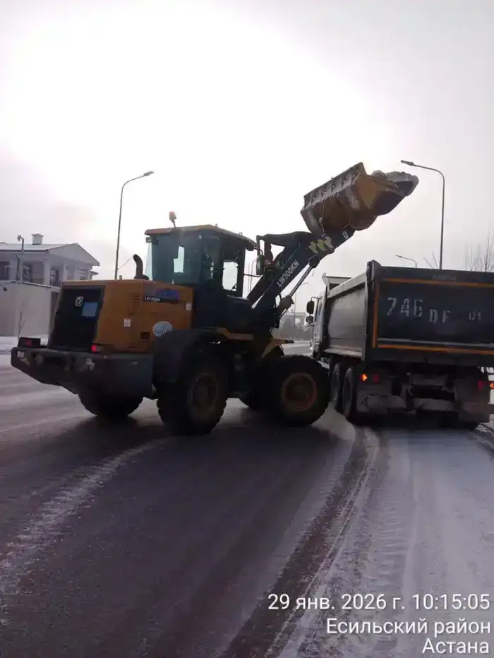 Из Астаны вывезено около 3,3 млн кубометров снега (8)
