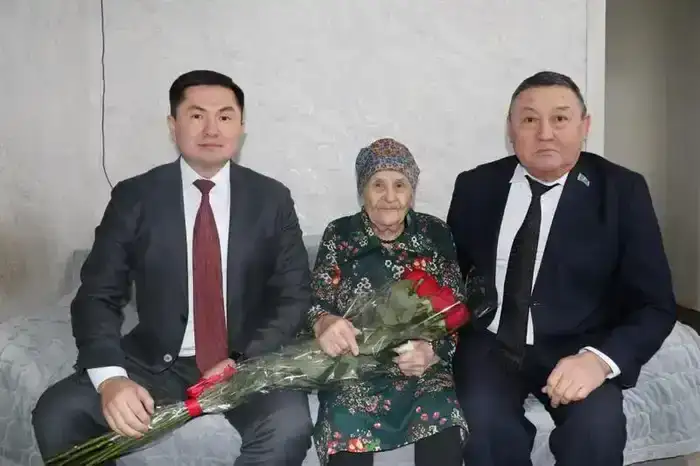 Единственная ветеран ВОВ из Осакаровского района отмечает 102-й день рождения (2)