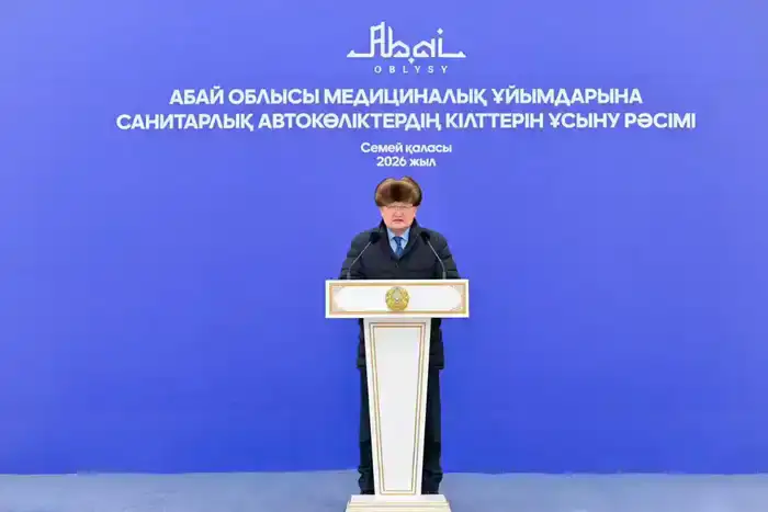 Область Абай получила 100 новых санитарных автомобилей для скорой помощи