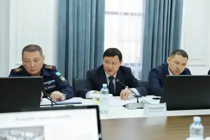 Ербол Карашукеев: Подготовка к весенним потокам — строим дамбы против непогоды