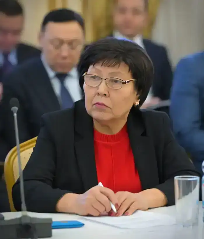 Глава региона Асаин Байханов отчитался перед областным общественным советом и маслихатом (9)