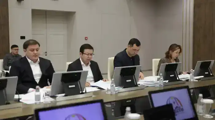 Глава региона принял акимов и руководителей управлений (6)