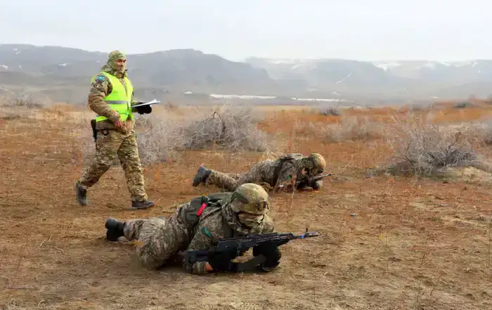 В условиях, приближенных к боевым: как готовят разведчиков ДШВ (2)