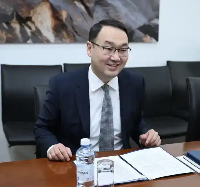 Казахстан обсуждает гуманитарное сотрудничество в МИД