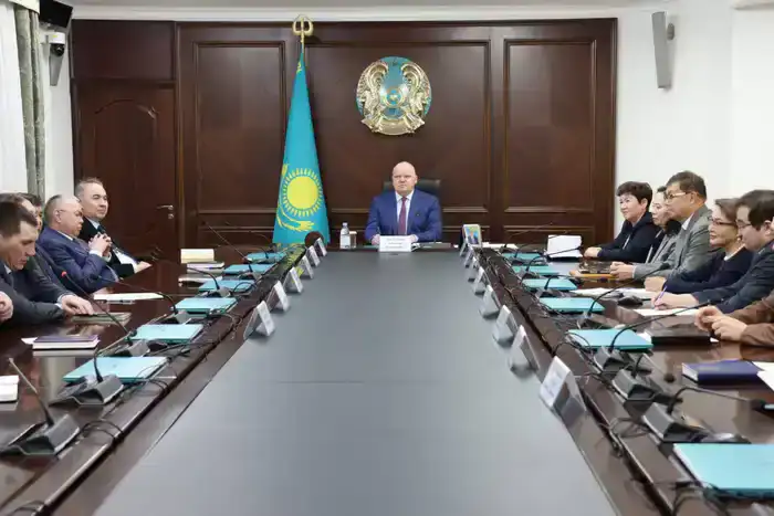 В Высшем Судебном Совете состоялось аппаратное совещание, посвящённое конституционным реформам и деятельности Конституционной комиссии (4)