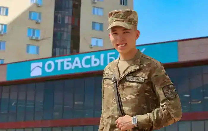 Улучшение социальной поддержки военнослужащих Казахстана: повышение зарплат и новые программы в 2025 году