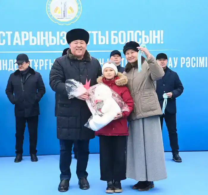 80 семей получили новое жилье в поселке Жанакорган (6)