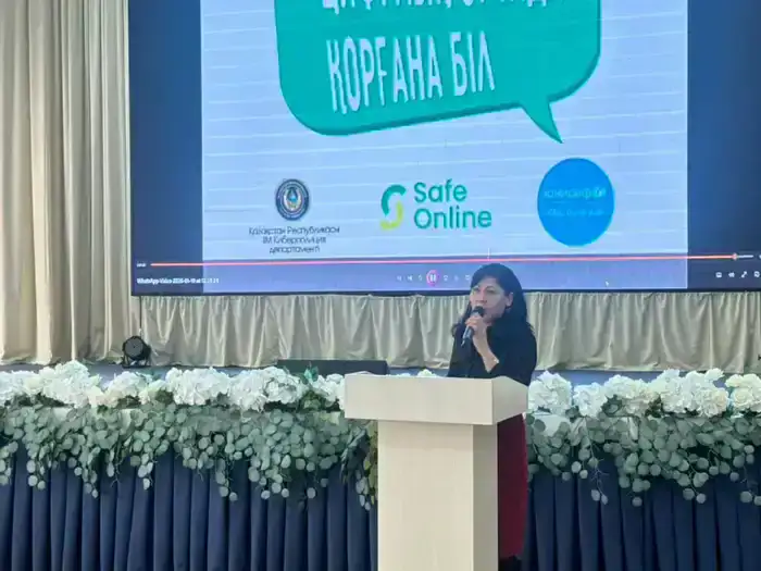 «Закон и порядок»: в столичной школе прошло познавательное мероприятие на тему «Юридические специальности» (3)