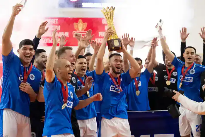 Аким области встретился с генеральным директором ФК «Семей» (6)