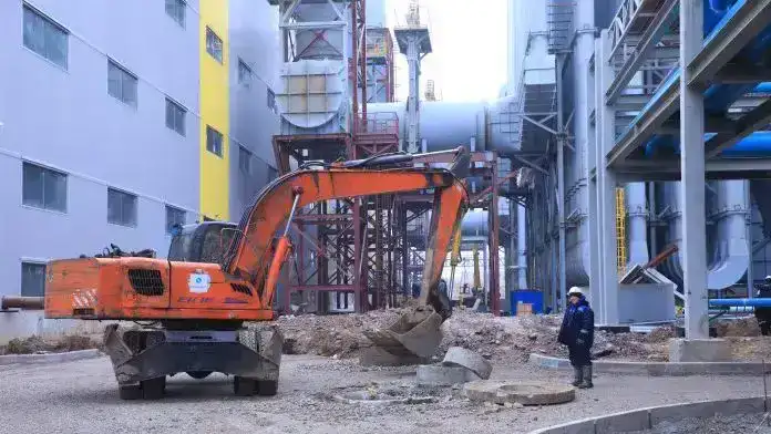 Депутат Сената подчеркнул важность инвестиций в промышленность во время открытия новых предприятий на СЭЗ «Сарыарка»