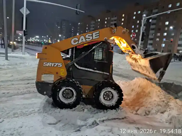 Почти 50 тысяч кубометров снега вывезли за день из Астаны (7)