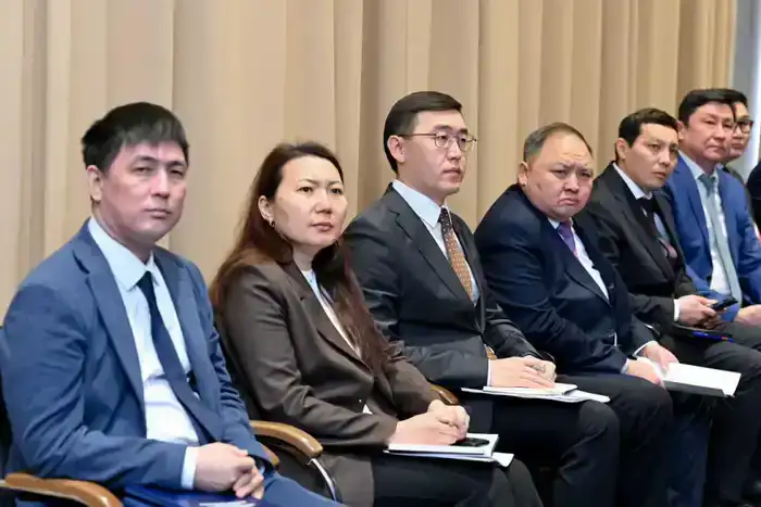 В области Абай ведется строительство 35 социальных объектов (10)